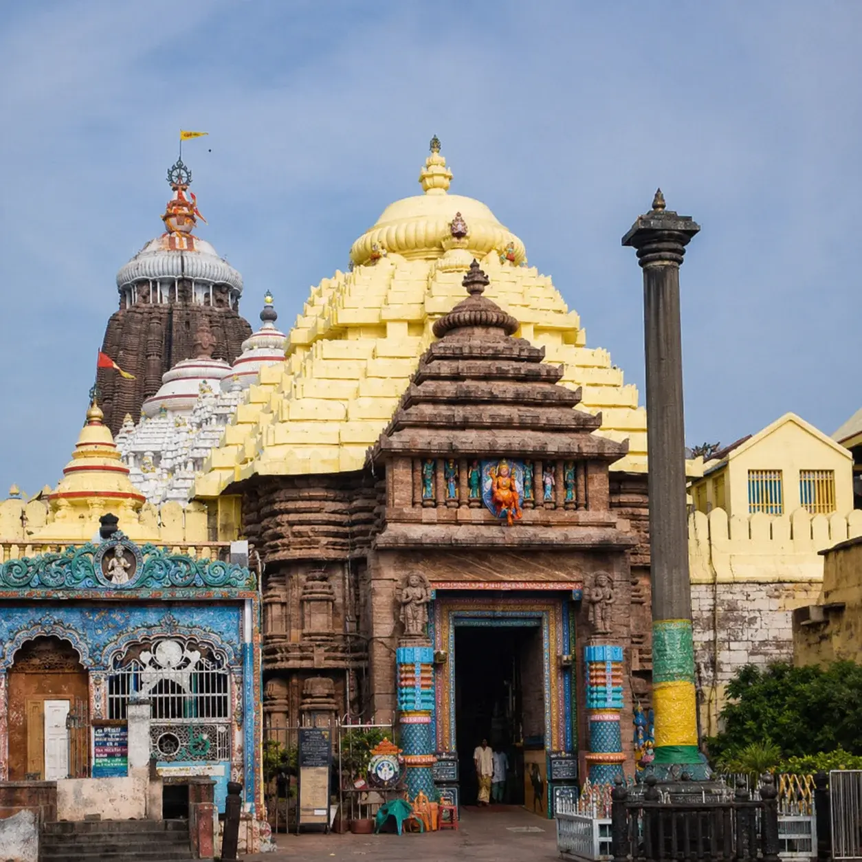 Shri Mandira photo