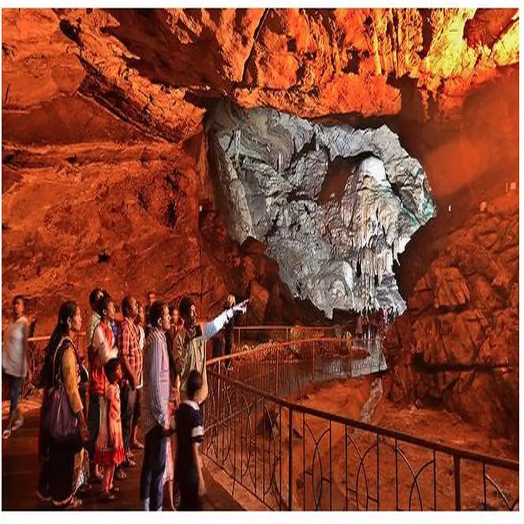 Borra Caves Sivalingam