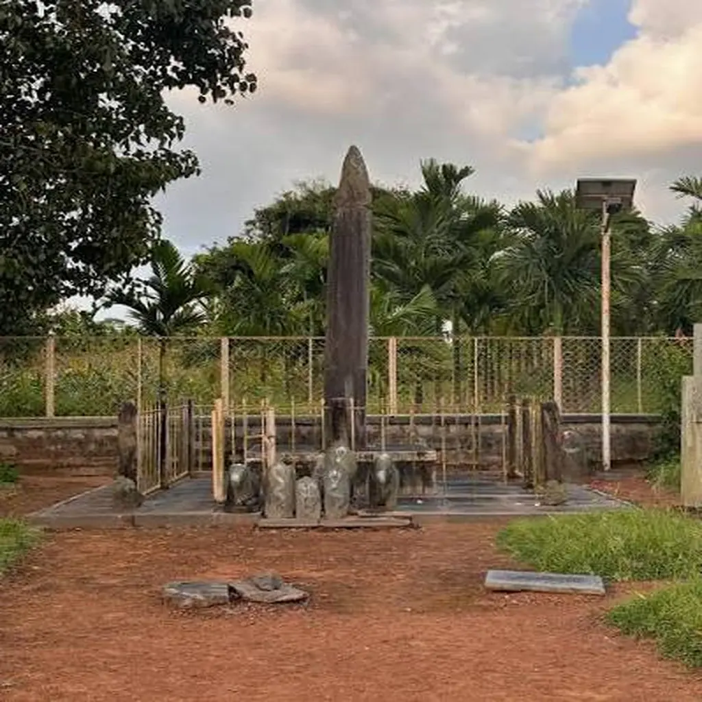 Shri Pranaveshwara Temple