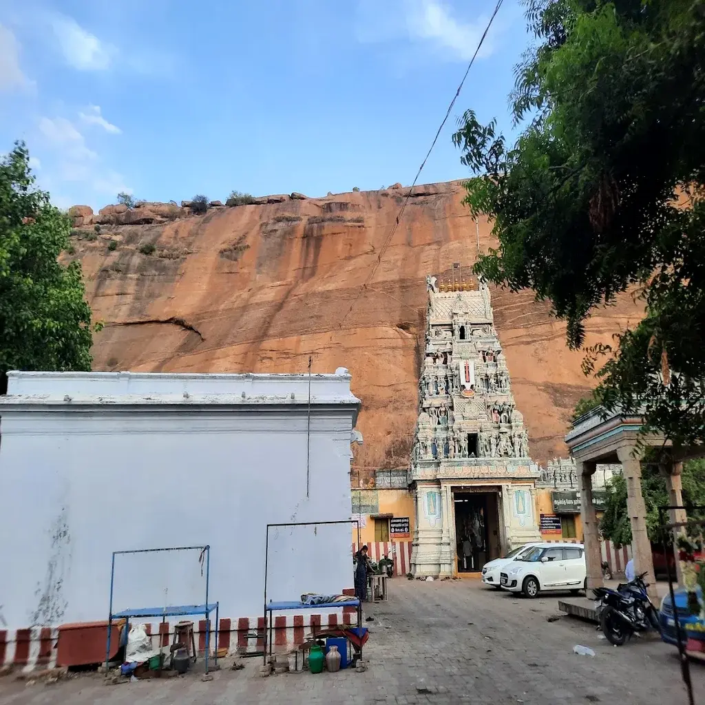 Arulmigu Yoga Narasinga Perumal Temple