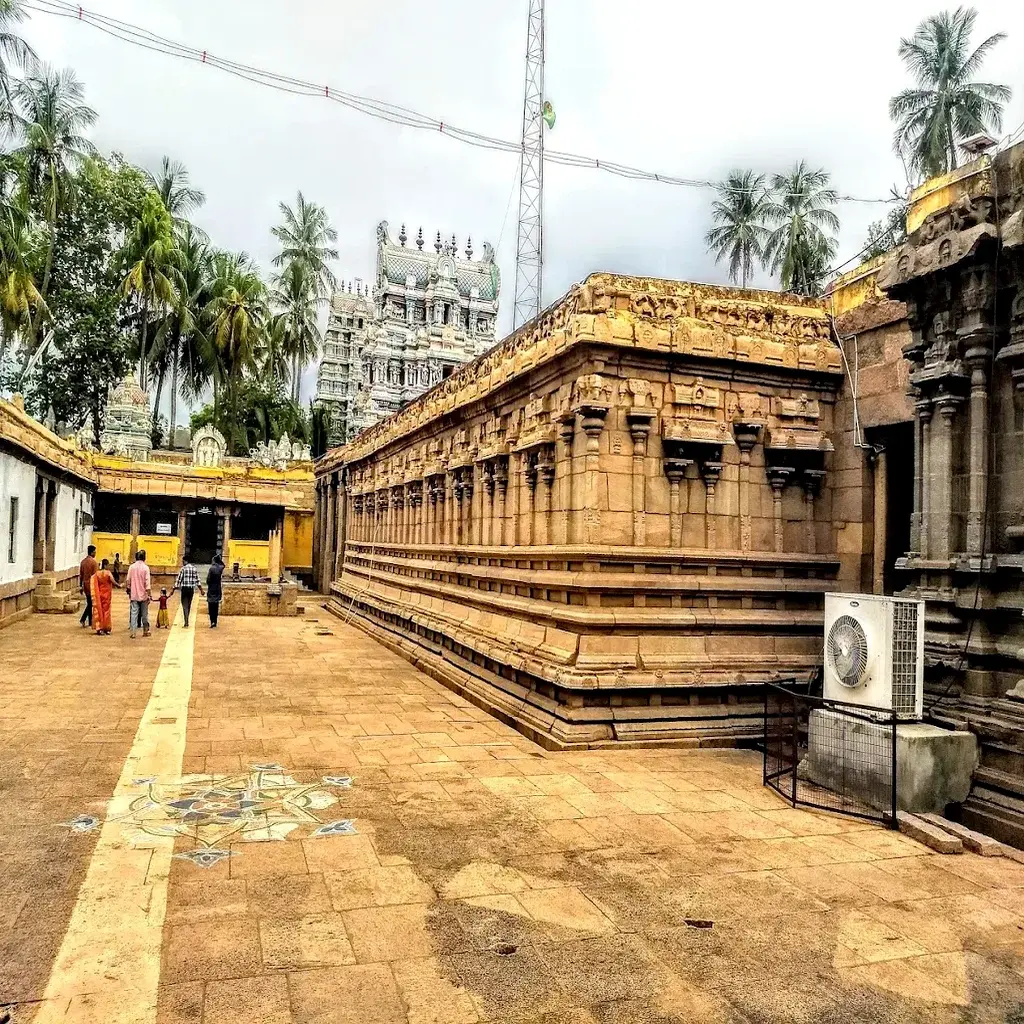 Arulmigu Kalamega Perumal Temple